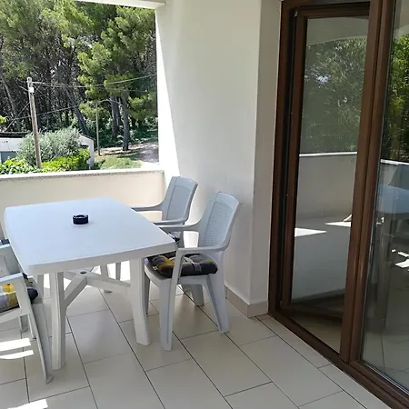 Apartments Sandra Porec Exterior photo